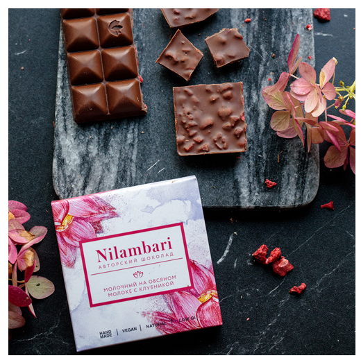 Веган Шоколад Nilambari Молочный на овсяном молоке с клубникой  (65 г)