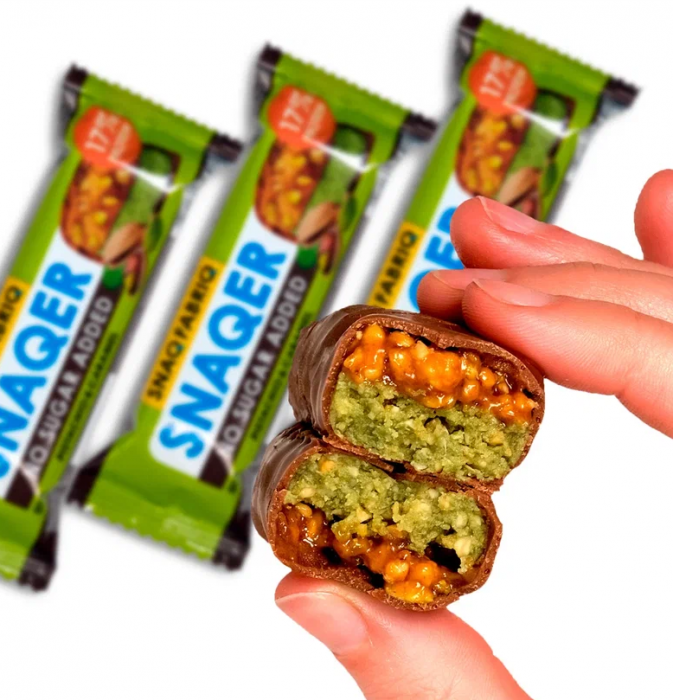 SNAQ FABRIQ Батончик глазированный SNAQER Фисташка и карамель (50 гр)
